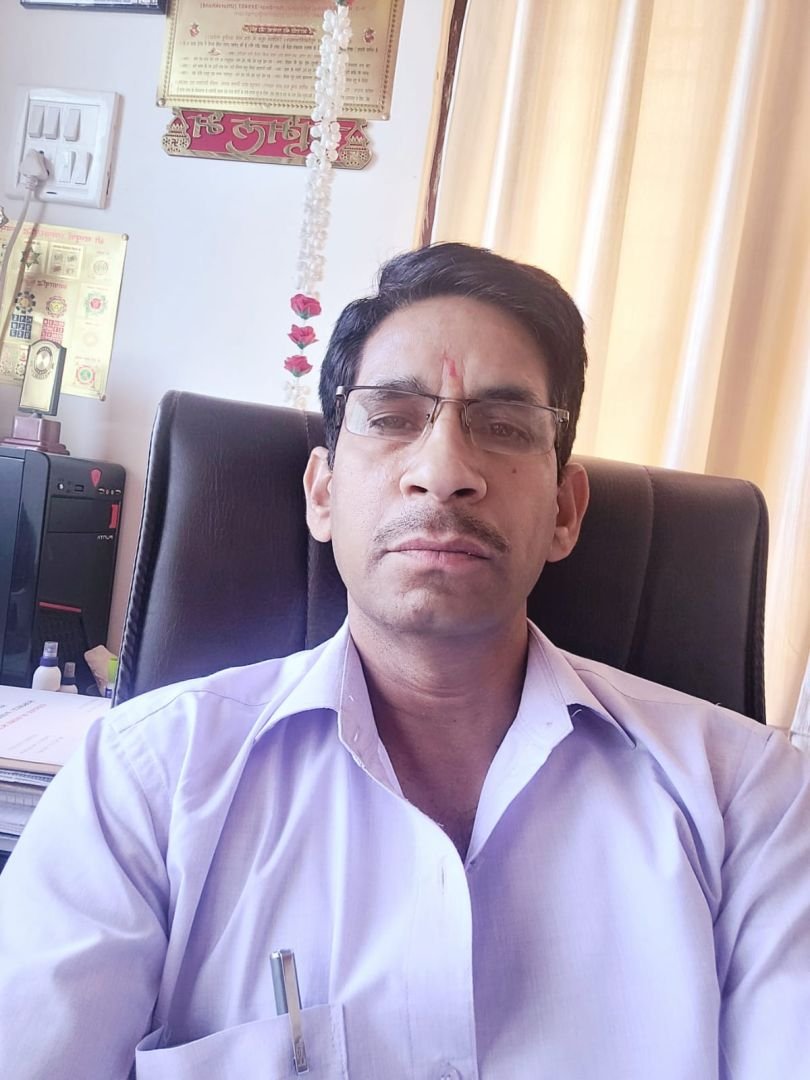 पं०मदन शर्मा 